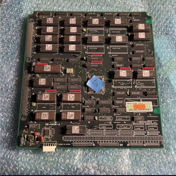 Bad Dudes ROM PCB Arcade Video Game Board Data East B9 - Picture 1 of 5